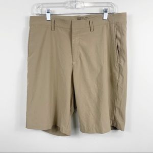 Men’s Nike golf shorts - size 32